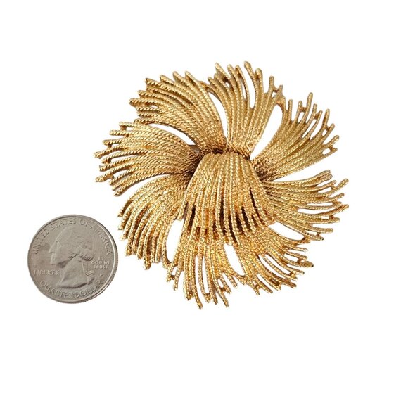 Monet Cordelia Rope Twist Tassel Style Burst Brooch, Signed L286